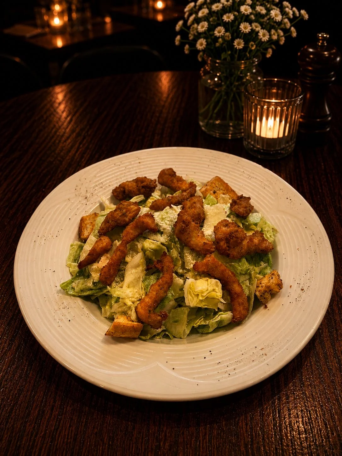 Çıtır Tavuklu Sezar Salata